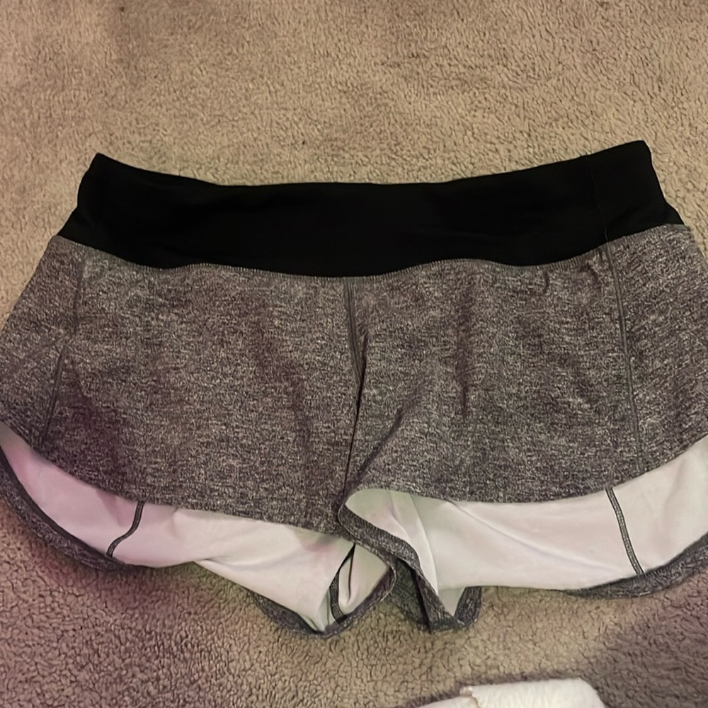 Lululemon Speed up 2.5 inch
